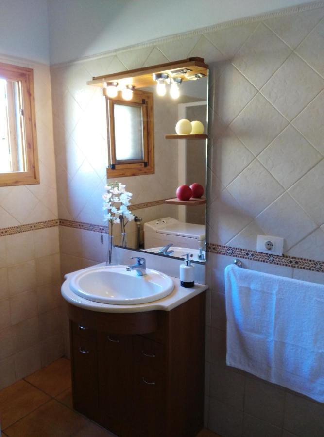 Ferienhaus Peaceful House Set On A Vineyard & Work Friendly *